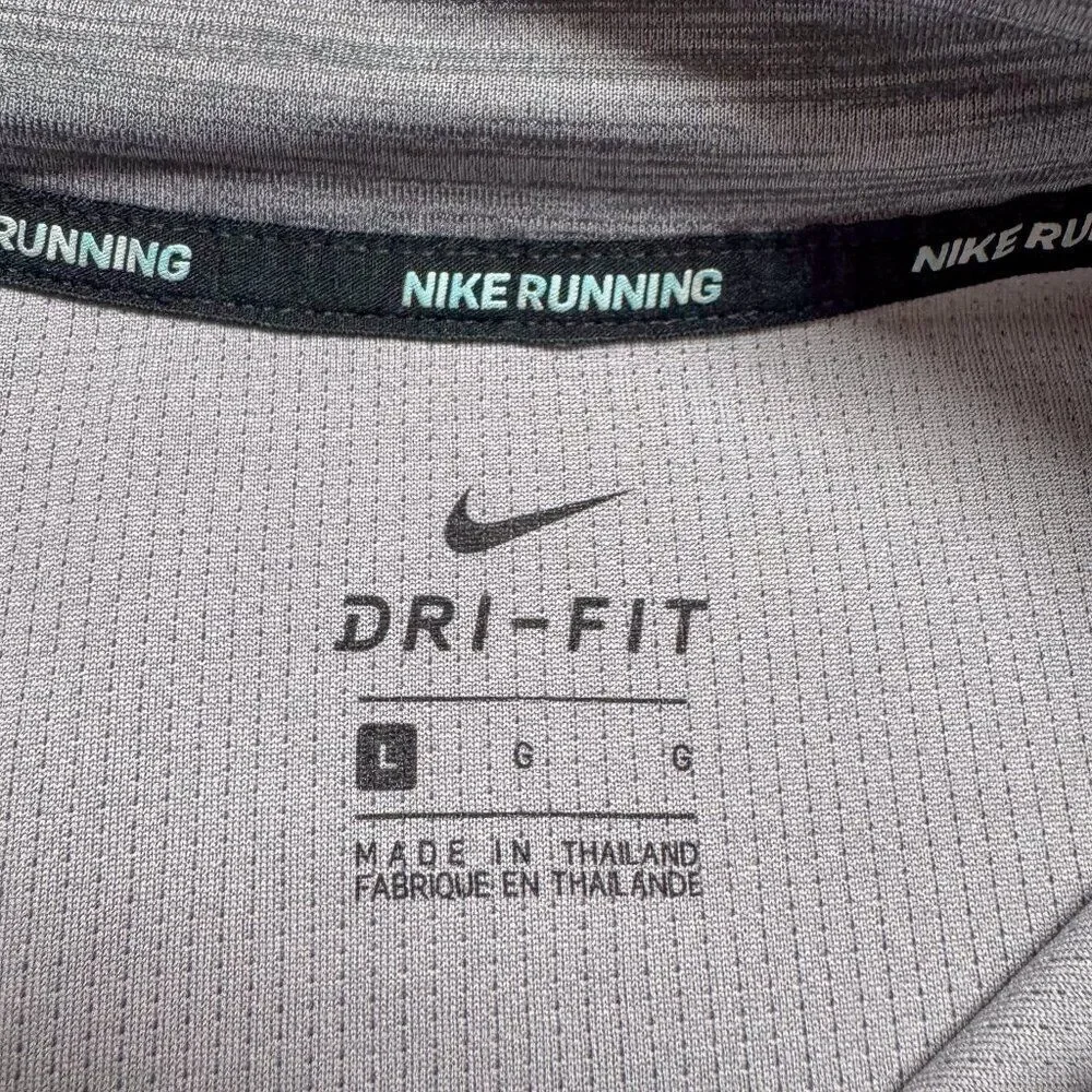 Nike Running Jacket Womens Large Gray 1/4 Zipper Thumb Holes Athletic Gym 928613